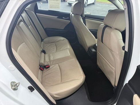 Used 2020 Honda Civic Touring image 21