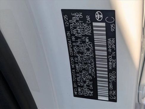 New 2026 Toyota Prius XLE image 16