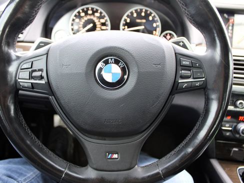 Used 2013 BMW 750i image 27