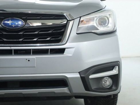 Used 2018 Subaru Forester 2.5i Touring w/ Popular Package #2 image 6