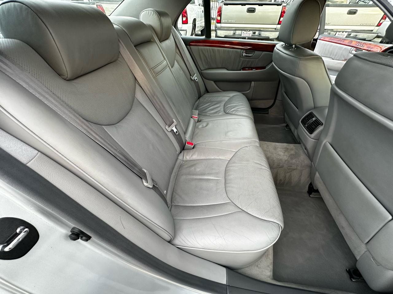 Used 2004 Lexus LS 430 RWD image 48