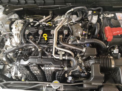 Used 2024 Nissan Altima 2.5 SR FWD image 30