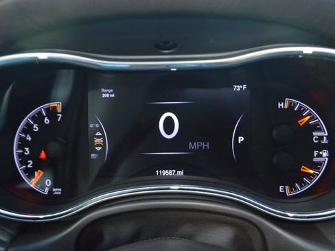 Used 2015 Jeep Grand Cherokee Overland w/ Trailer Tow Group IV image 15