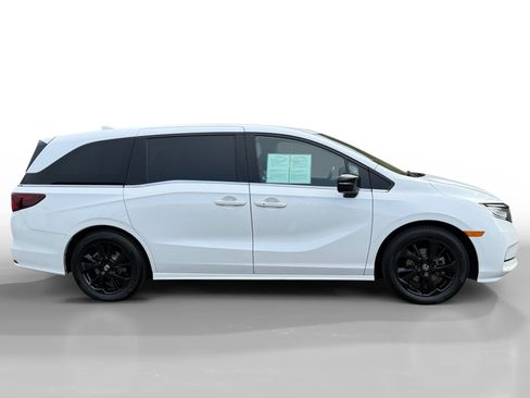 Used 2023 Honda Odyssey Sport image 6