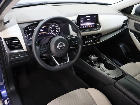 Used 2023 Nissan Rogue SV FWD image 13