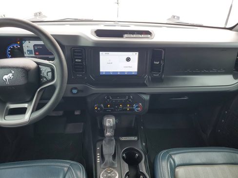 Used 2023 Ford Bronco 4-Door AWD/4WD image 13