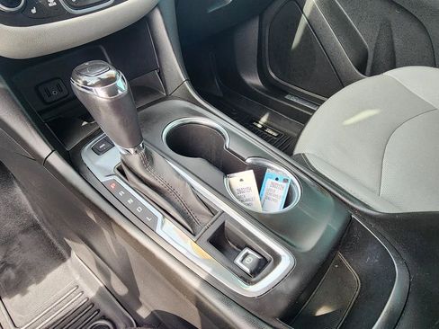 Used 2018 Chevrolet Equinox Premier AWD/4WD image 22