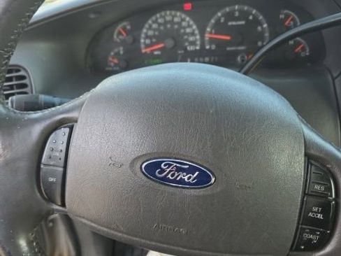 Used 2003 Ford F150 XLT image 19