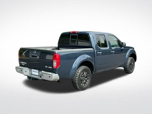 Used 2019 Nissan Frontier SV w/ Value Truck Package AWD/4WD image 7