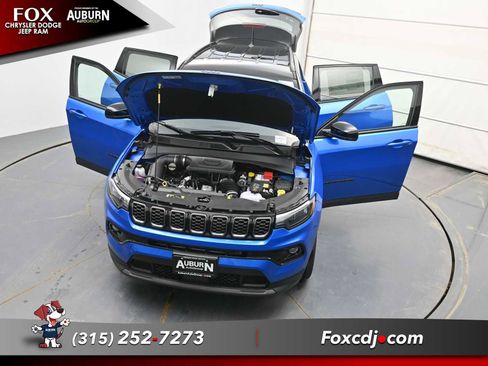 New 2026 Jeep Compass Limited image 32