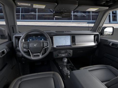 New 2026 Ford Bronco Outer Banks image 9