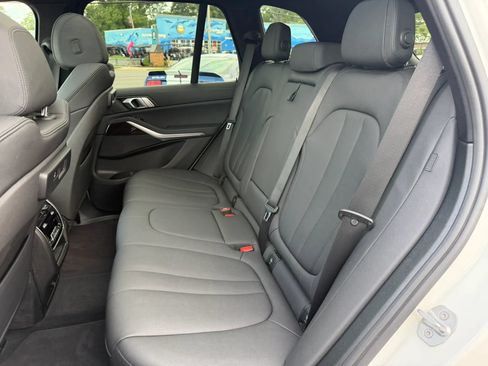 Used 2020 BMW X5 xDrive40i w/ Convenience Package AWD/4WD image 18