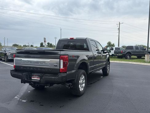 Used 2017 Ford F250 Platinum w/ Platinum Ultimate Package AWD/4WD image 5
