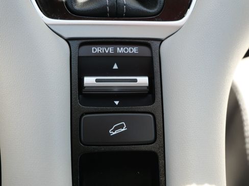 Used 2024 Honda HR-V EX-L image 29