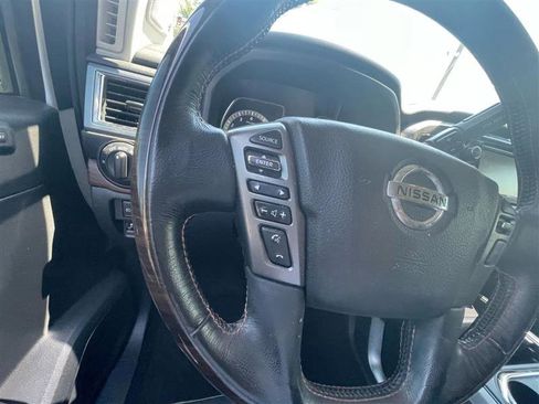 Used 2018 Nissan Titan Platinum Reserve w/ Platinum Utility Package image 10