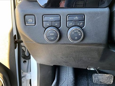 Used 2025 Chevrolet Silverado 1500 LT w/ Texas Edition Plus image 16