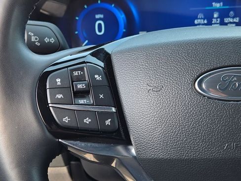 Used 2023 Ford Explorer Platinum w/ Technology Package AWD/4WD image 48