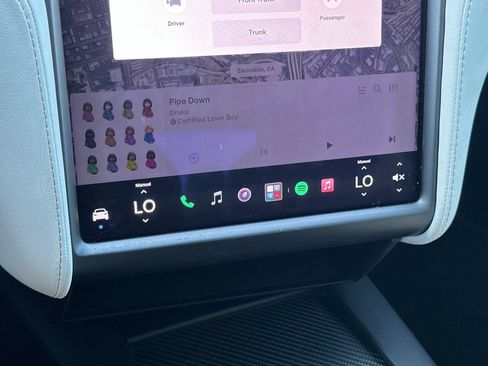 Used 2018 Tesla Model X 100D AWD/4WD image 23