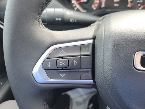 New 2026 Jeep Compass Latitude image 11