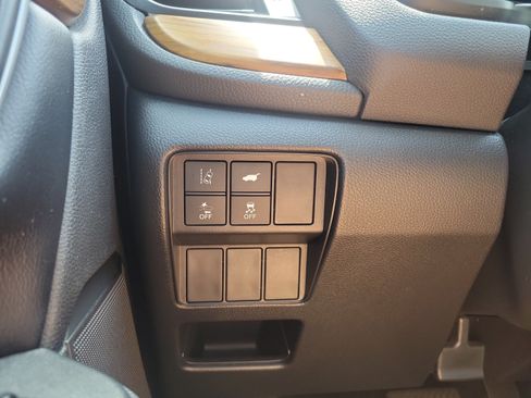 Used 2017 Honda CR-V Touring image 21