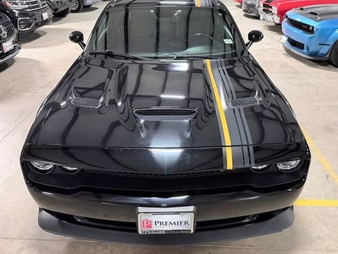 Used 2022 Dodge Challenger R/T Scat Pack RWD image 9