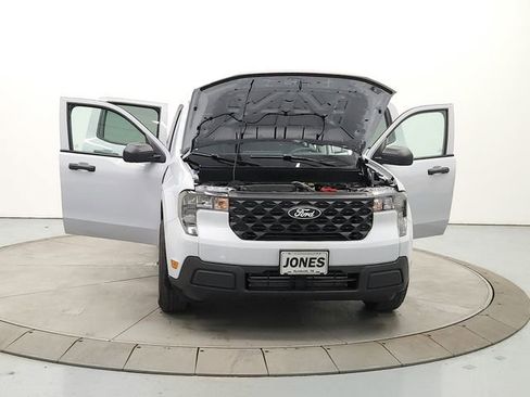 Used 2025 Ford Maverick XL w/ Equipment Group 102A image 10