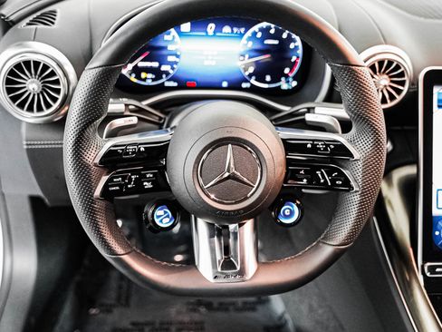 Certified 2022 Mercedes-Benz SL 55 AMG 4MATIC image 15