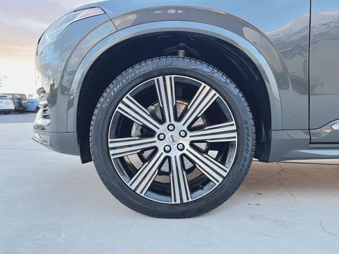Certified 2022 Volvo XC90 T6 Inscription w/ Climate Package image 12