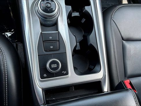 Certified 2023 Ford Explorer XLT w/ Equipment Group 202A AWD/4WD image 16