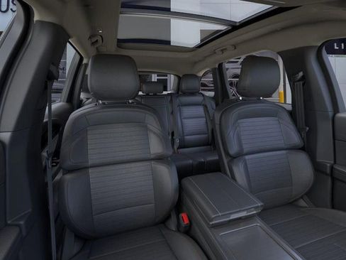 New 2026 Lincoln Nautilus Reserve image 10