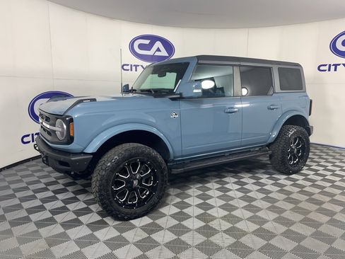 Used 2022 Ford Bronco Outer Banks image 7