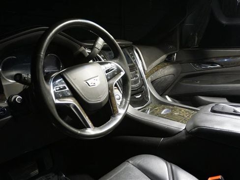 Used 2016 Cadillac Escalade Platinum image 15