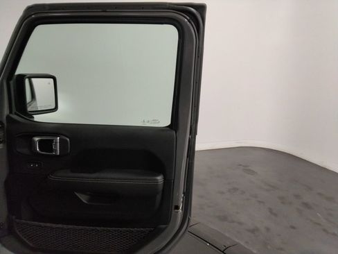 Used 2021 Jeep Wrangler Unlimited Sahara w/ Uconnect 4C Nav & Sound Group image 46