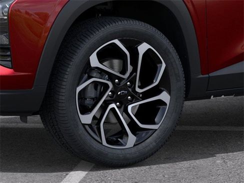 New 2026 Chevrolet Trax RS w/ Driver Confidence Package image 9