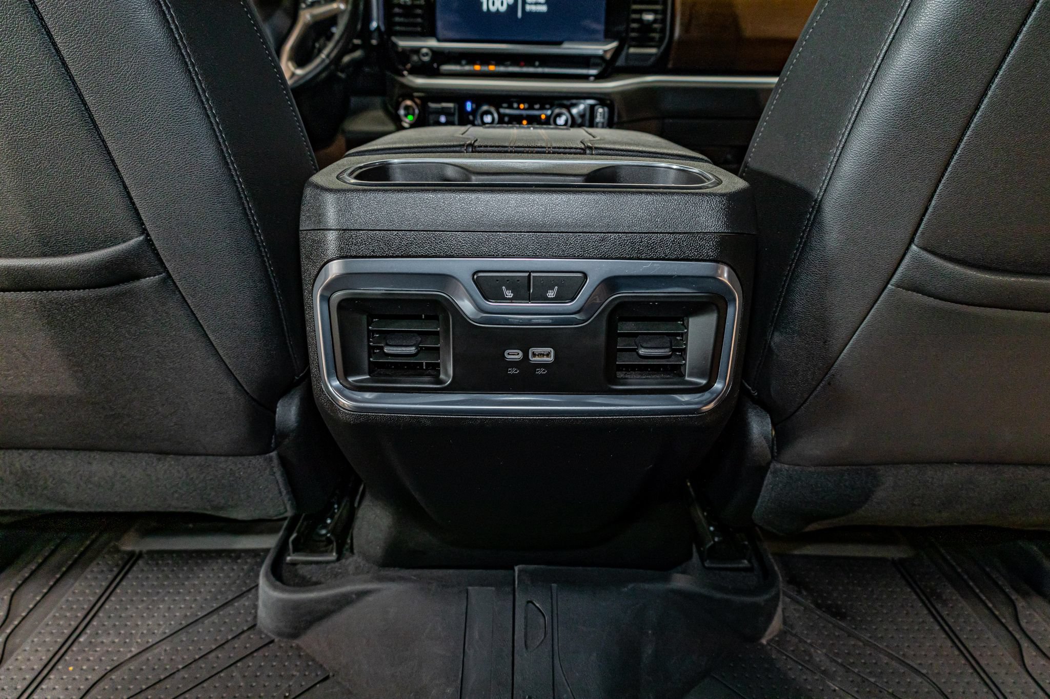 Used 2024 Chevrolet Silverado 2500 High Country w/ Technology Package AWD/4WD image 25