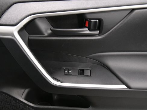 Certified 2025 Toyota RAV4 LE AWD/4WD image 26