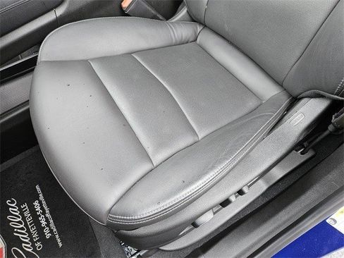 Certified 2025 Cadillac XT6 Premium Luxury image 8