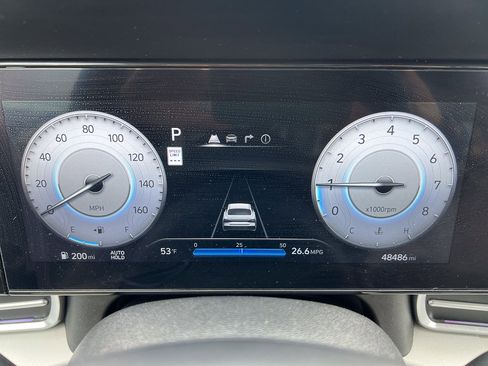 Used 2024 Hyundai Elantra Limited FWD image 16