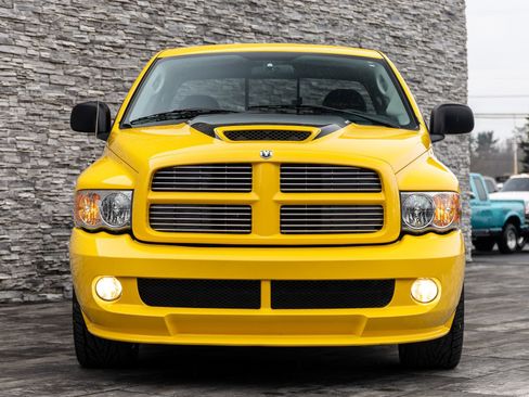 Used 2005 Dodge Ram 1500 Truck 4dr Quad Cab 140.5 WB image 10