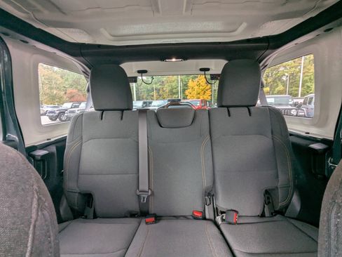 Used 2024 Jeep Wrangler Sport S image 9