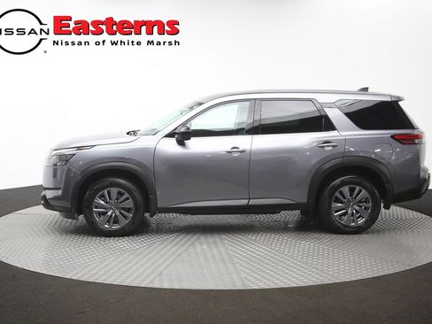 Used 2023 Nissan Pathfinder S AWD/4WD image 58