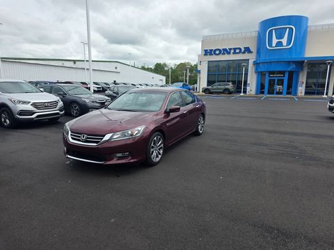 Used 2013 Honda Accord Sport image 7
