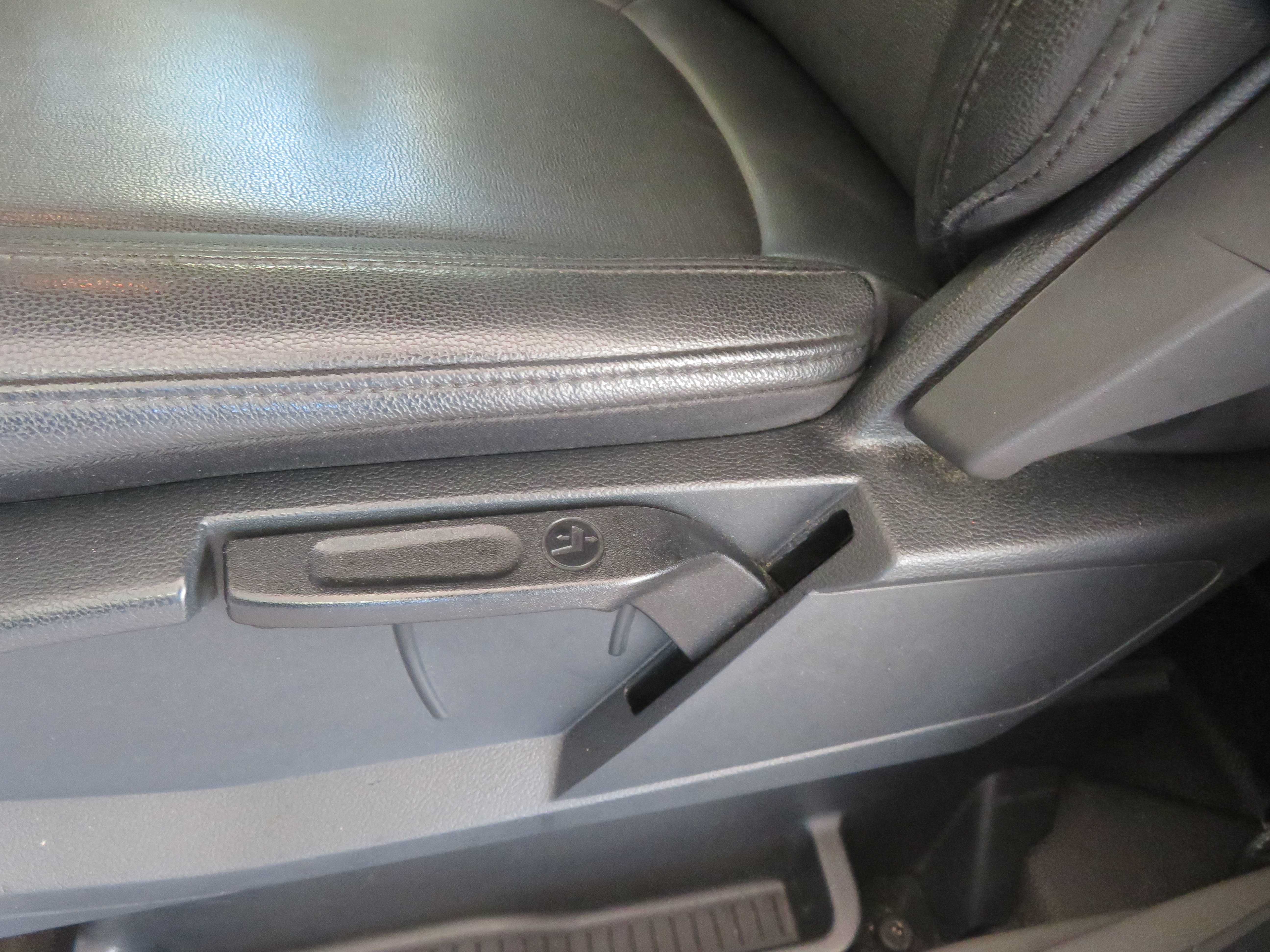 Used 2022 Ford Transit Connect XL FWD image 16