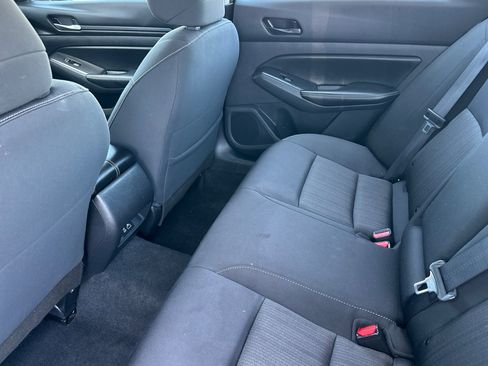 Certified 2024 Nissan Altima 2.5 SV FWD image 12