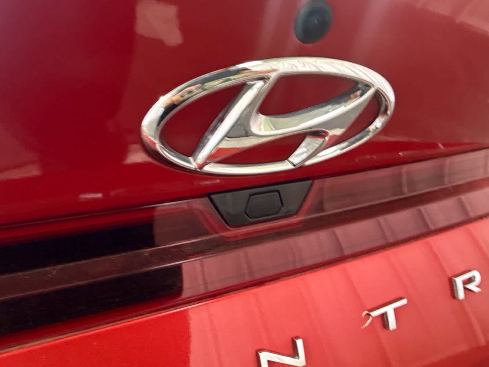 Used 2022 Hyundai Elantra SEL FWD image 14