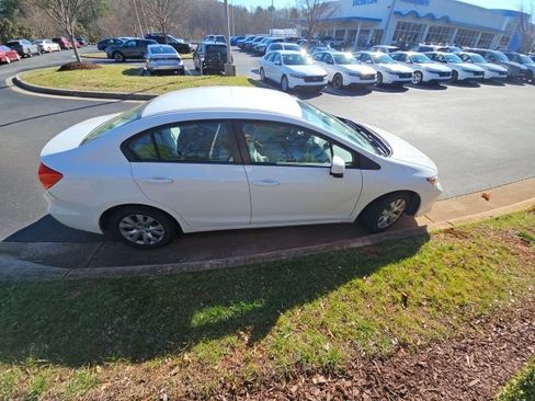 Used 2012 Honda Civic LX image 10