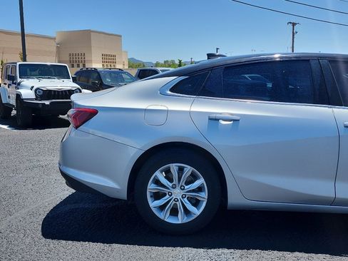 Used 2020 Chevrolet Malibu LT FWD image 5