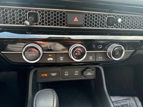 Used 2025 Honda Civic LX image 15