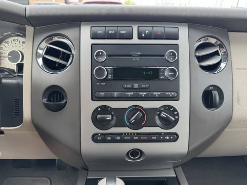 Used 2010 Ford Expedition XLT RWD image 25