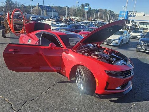 Used 2022 Chevrolet Camaro LT w/ RS Package image 11